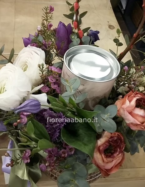 box fiorito con candela